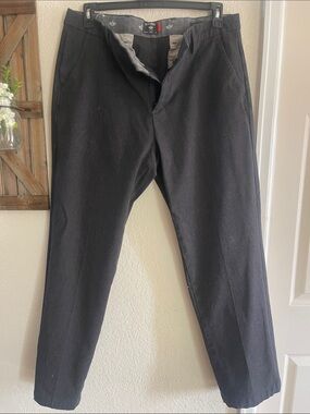 Dockers Men's Black Chinos - Straight Fit